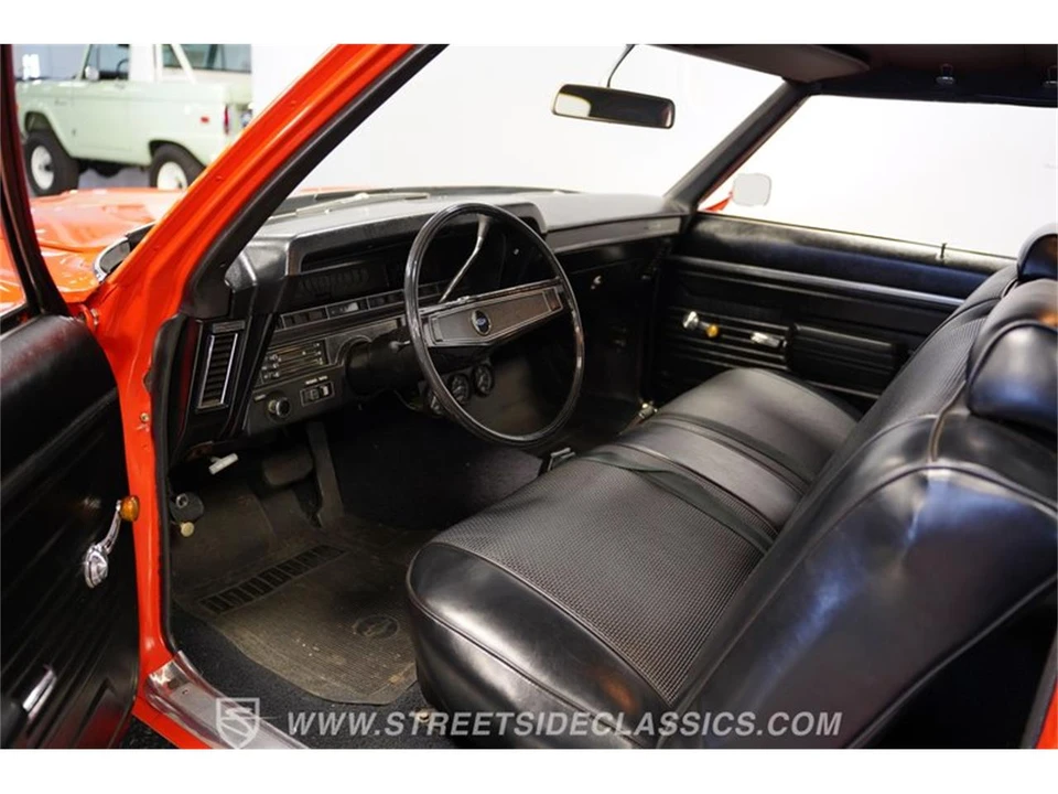 1969 Chevrolet Biscayne - Image 2 of 31
