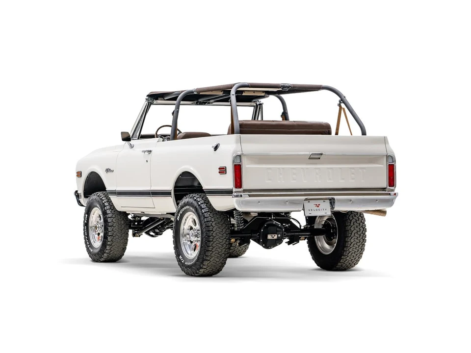 1969 Chevrolet K5 Blazer 1st Gen - Image 14 of 31