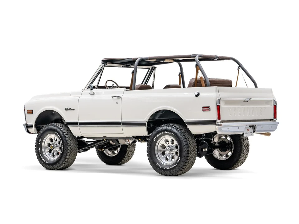 1969 Chevrolet K5 Blazer 1st Gen - Image 15 of 31