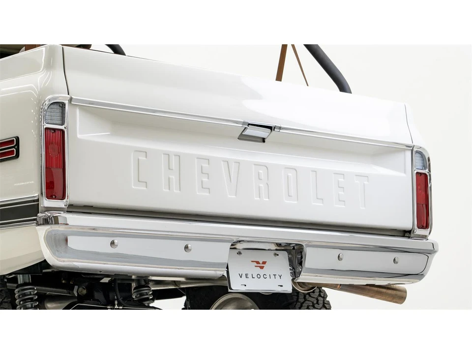 1969 Chevrolet K5 Blazer 1st Gen - Image 26 of 31