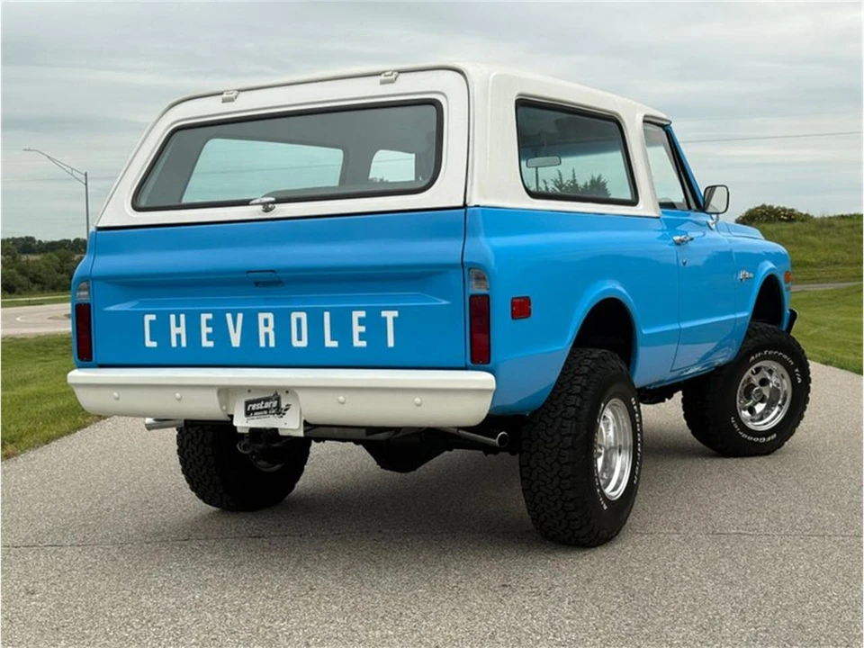 1969 Chevrolet K5 Blazer 1st Gen - Image 25 of 31