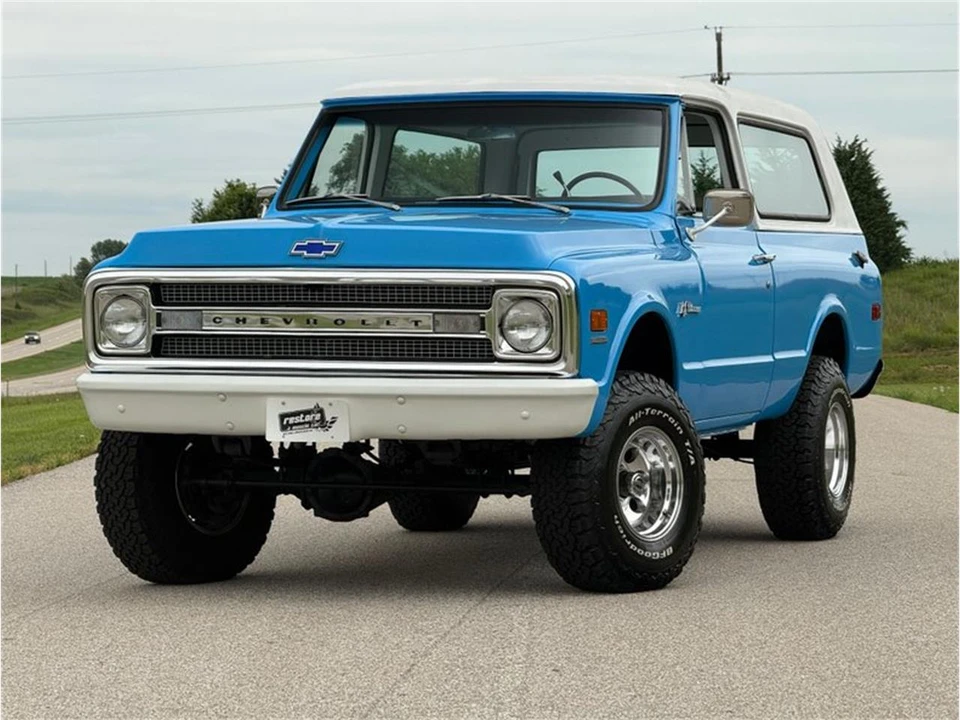 1969 Chevrolet K5 Blazer 1st Gen - Image 17 of 31