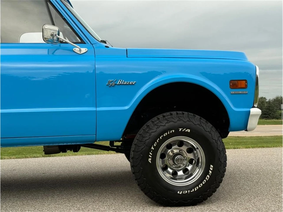 1969 Chevrolet K5 Blazer 1st Gen - Image 30 of 31