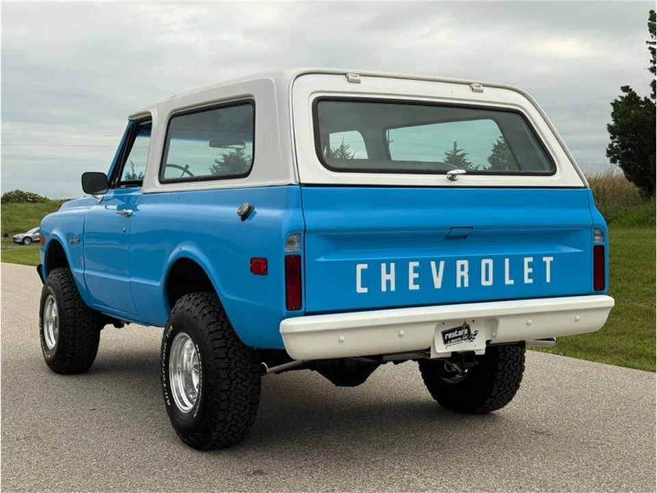 1969 Chevrolet K5 Blazer 1st Gen - Image 22 of 31