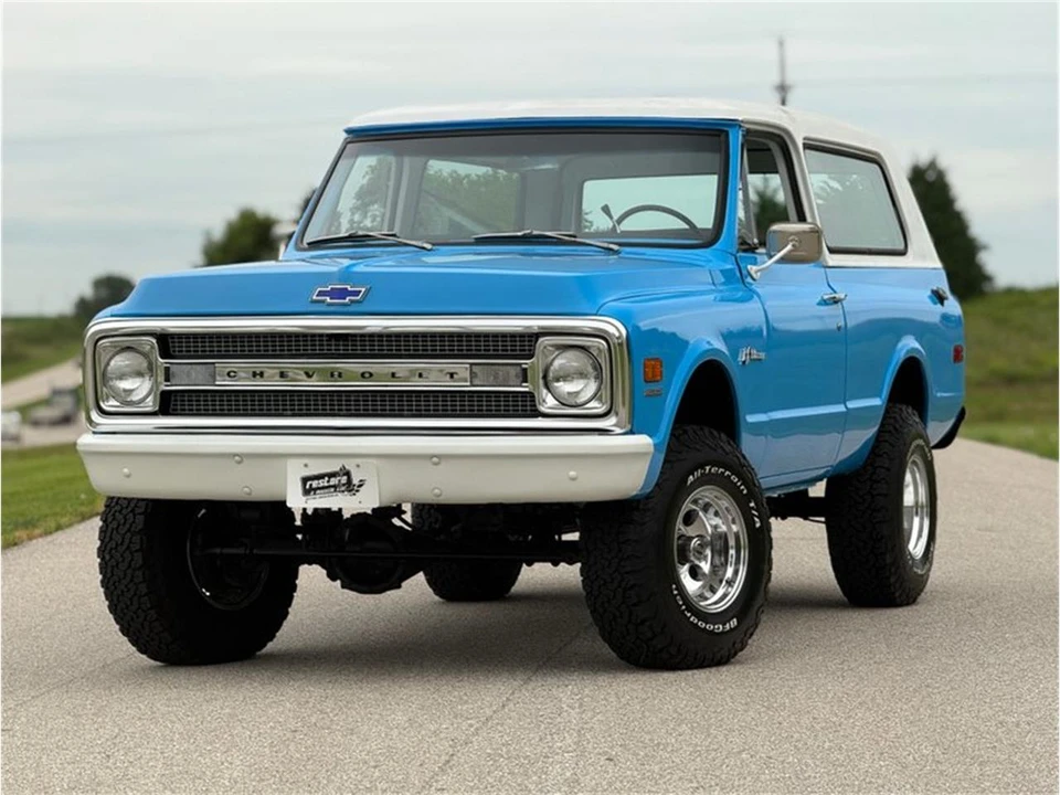 1969 Chevrolet K5 Blazer 1st Gen - Image 14 of 31