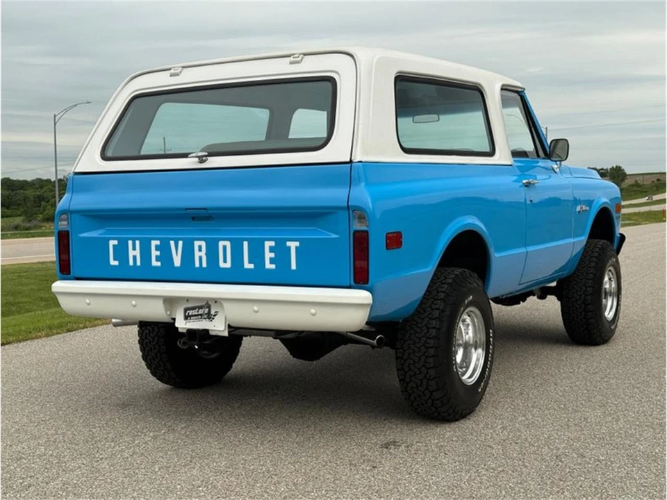 1969 Chevrolet K5 Blazer 1st Gen - Image 27 of 31