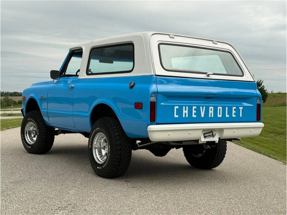 1969 Chevrolet K5 Blazer 1st Gen - Image 23 of 31