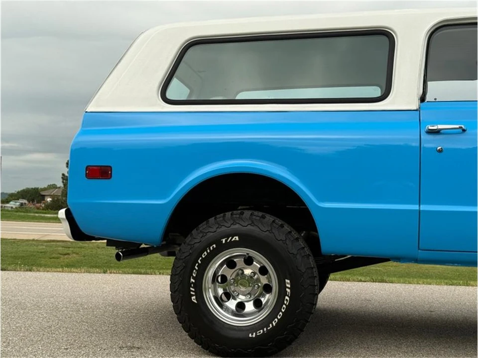 1969 Chevrolet K5 Blazer 1st Gen - Image 28 of 31