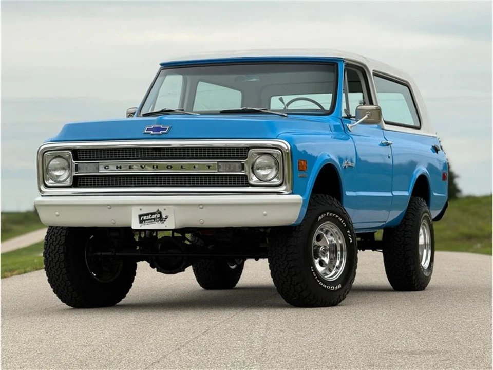 1969 Chevrolet K5 Blazer 1st Gen - Image 12 of 31