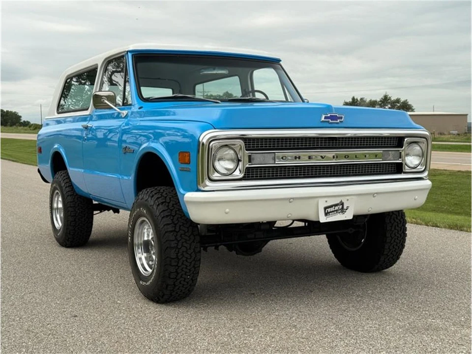 1969 Chevrolet K5 Blazer 1st Gen - Image 4 of 31