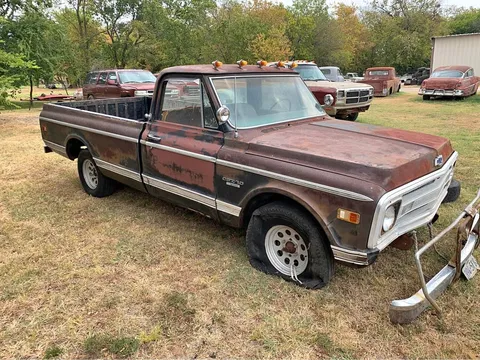 1969 Chevrolet C10 Long Red