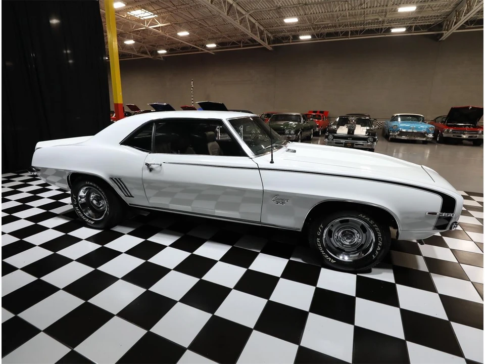 1969 Chevrolet Camaro 1st Gen - Image 20 of 31