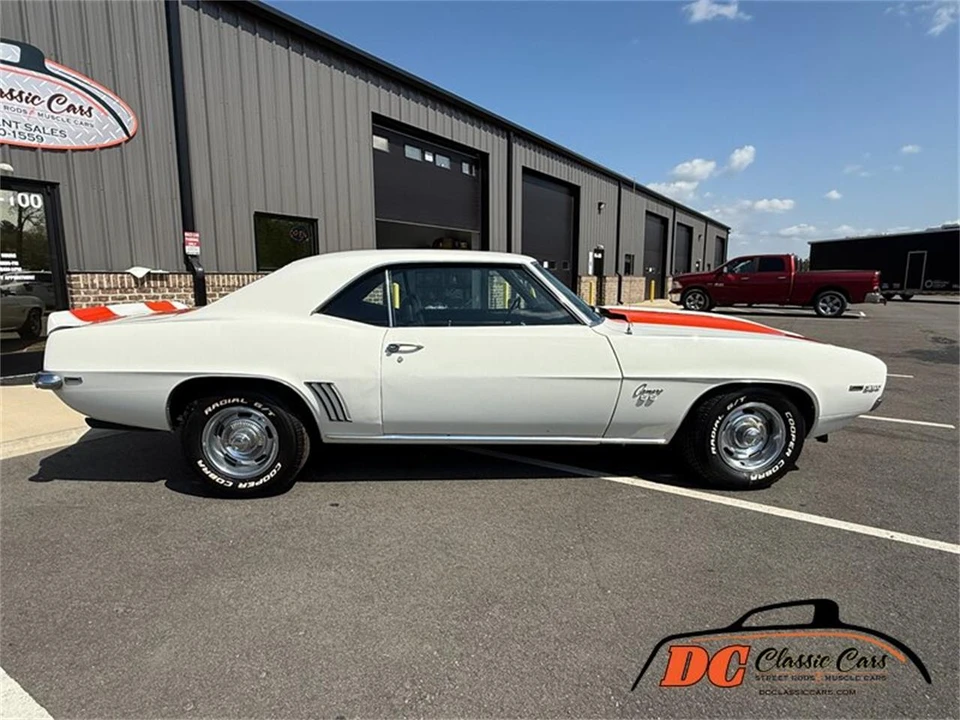 1969 Chevrolet Camaro 1st Gen - Image 16 of 31