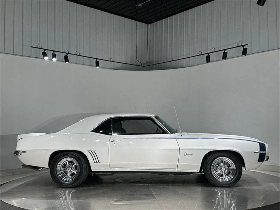1969 Chevrolet Camaro 1st Gen - Image 28 of 31