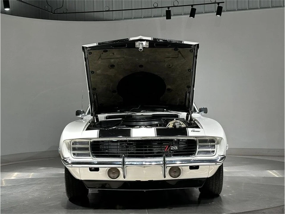 1969 Chevrolet Camaro 1st Gen - Image 17 of 31