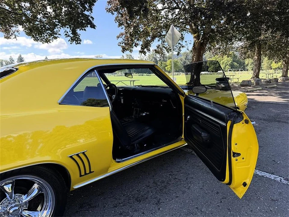 1969 Chevrolet Camaro 1st Gen - Image 25 of 31