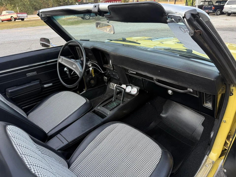 1969 Chevrolet Camaro 1st Gen - Image 24 of 31