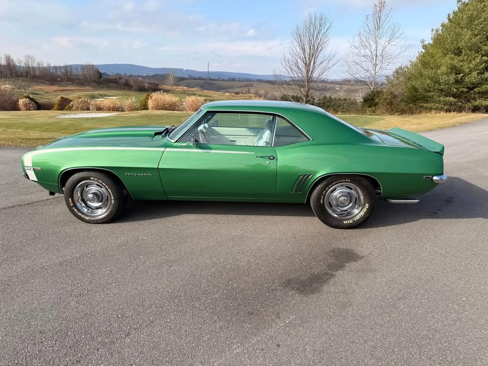 1969 Chevrolet Camaro - Image 9 of 19