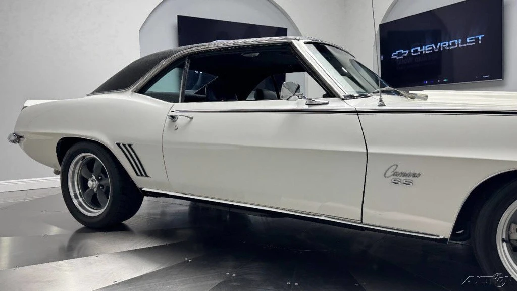 1969 Chevrolet Camaro 1st Gen - Image 13 of 21