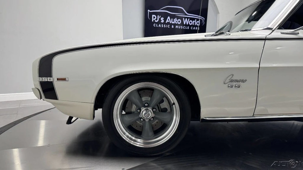 1969 Chevrolet Camaro 1st Gen - Image 15 of 21