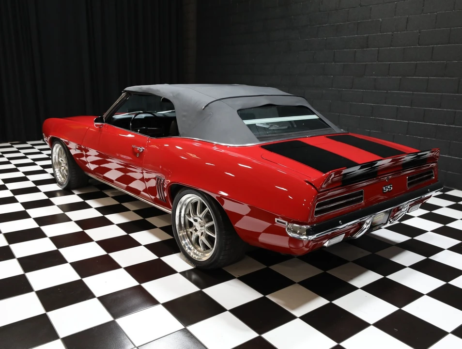 1969 Chevrolet - Image 8 of 31