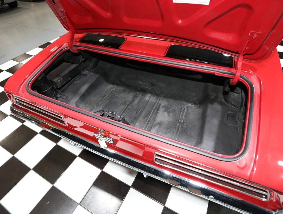 1969 Chevrolet - Image 5 of 31
