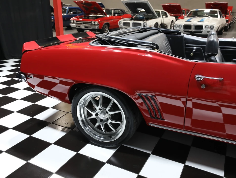 1969 Chevrolet - Image 27 of 31