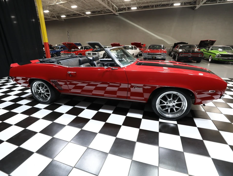 1969 Chevrolet - Image 26 of 31