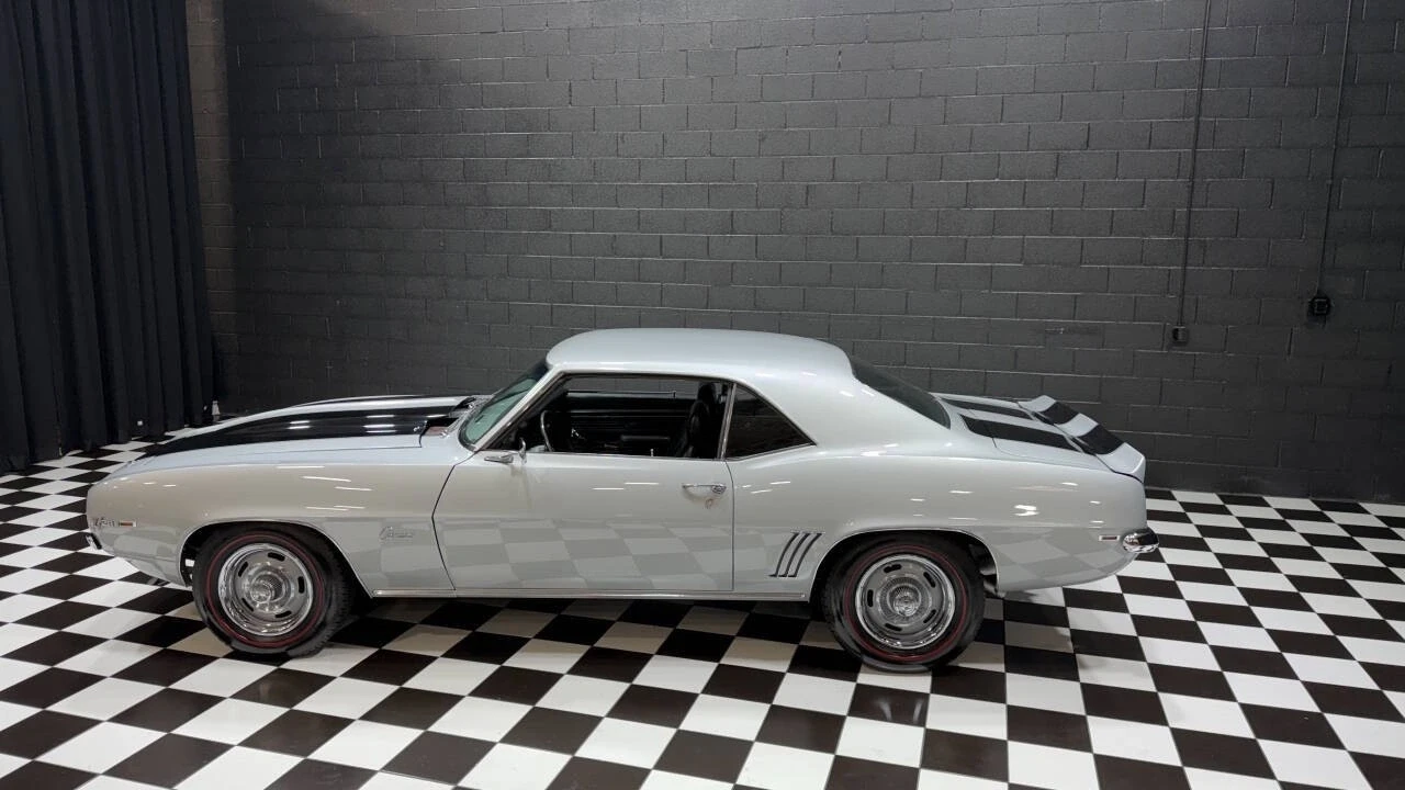 1969 Chevrolet Camaro SS 1st Gen - Image 16 of 21
