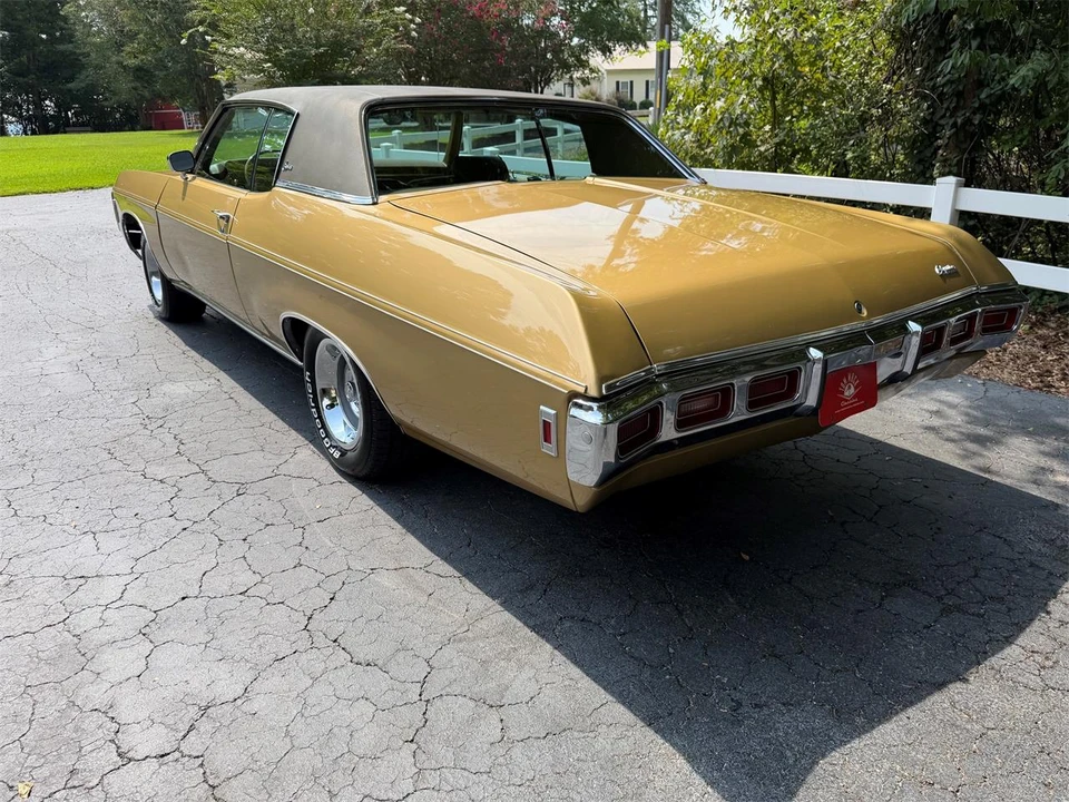 1969 Chevrolet Caprice - Image 10 of 17