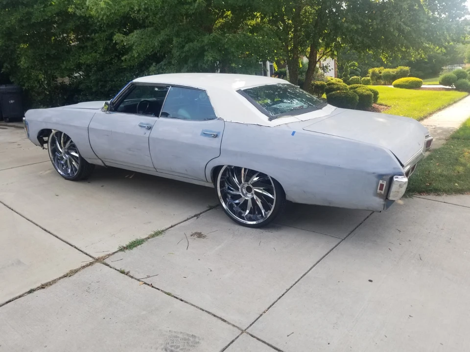 1969 Chevrolet Caprice - Image 2 of 9