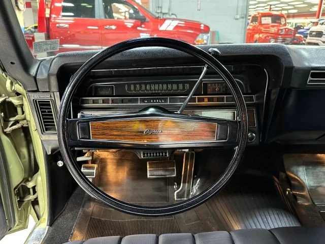 1969 Chevrolet Caprice - Image 11 of 12