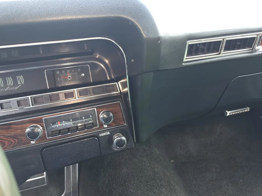 1969 Chevrolet Caprice - Image 10 of 25