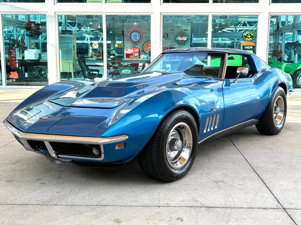 1969 Chevrolet Corvette C3 - Image 11 of 12