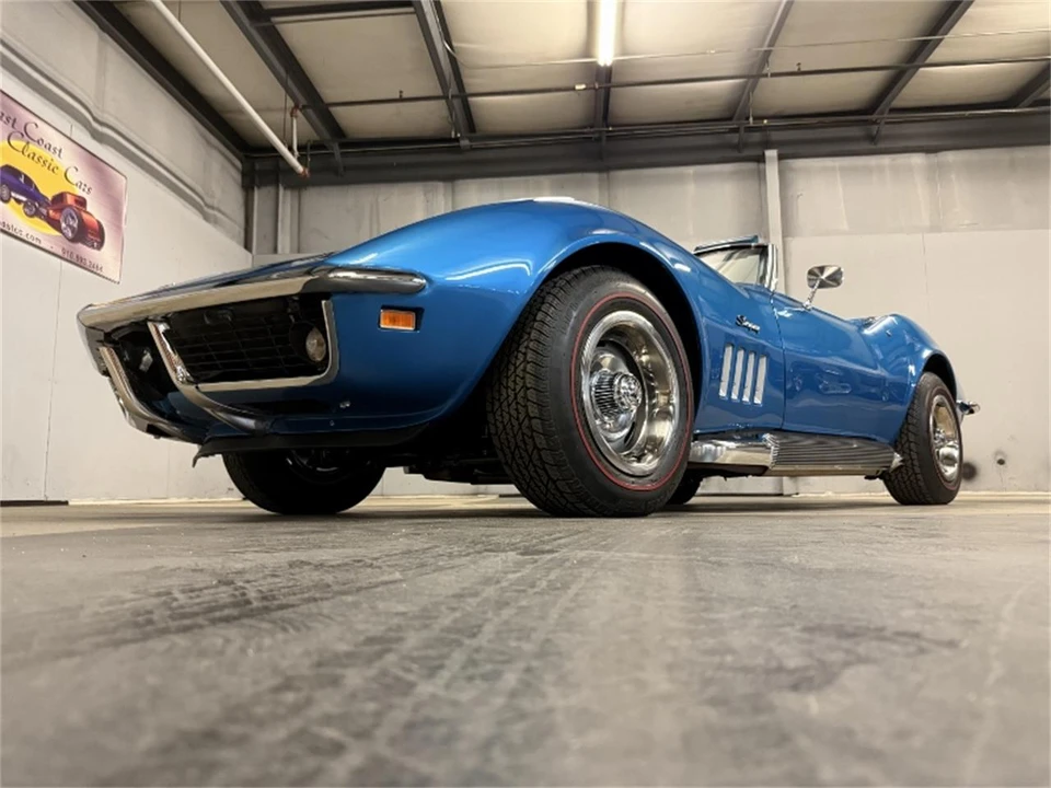 1969 Chevrolet Corvette C3 - Image 10 of 31
