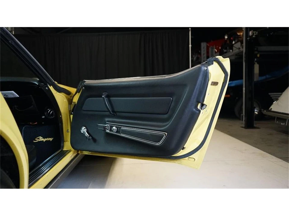 1969 Chevrolet Corvette C3 - Image 23 of 31