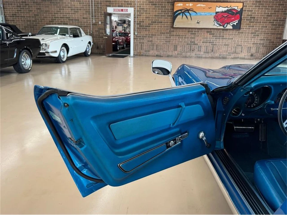 1969 Chevrolet Corvette C3 - Image 13 of 16