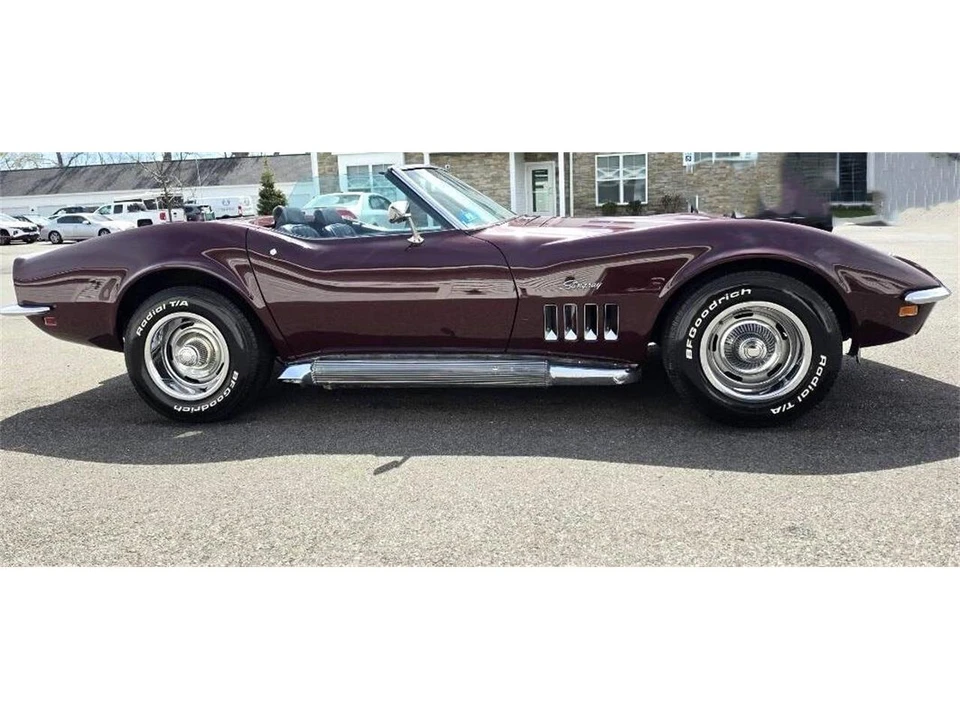 1969 Chevrolet Corvette C3 - Image 2 of 31