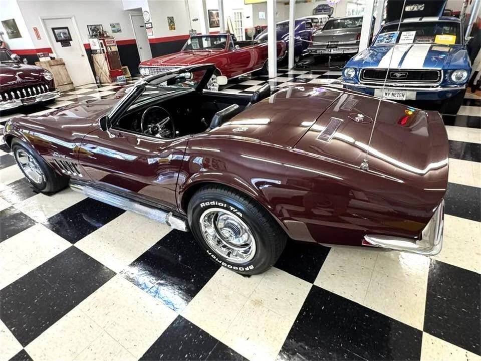 1969 Chevrolet Corvette C3 - Image 14 of 31