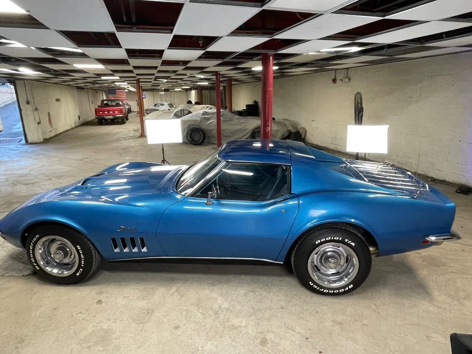 1969 Chevrolet Corvette C3 - Image 3 of 21