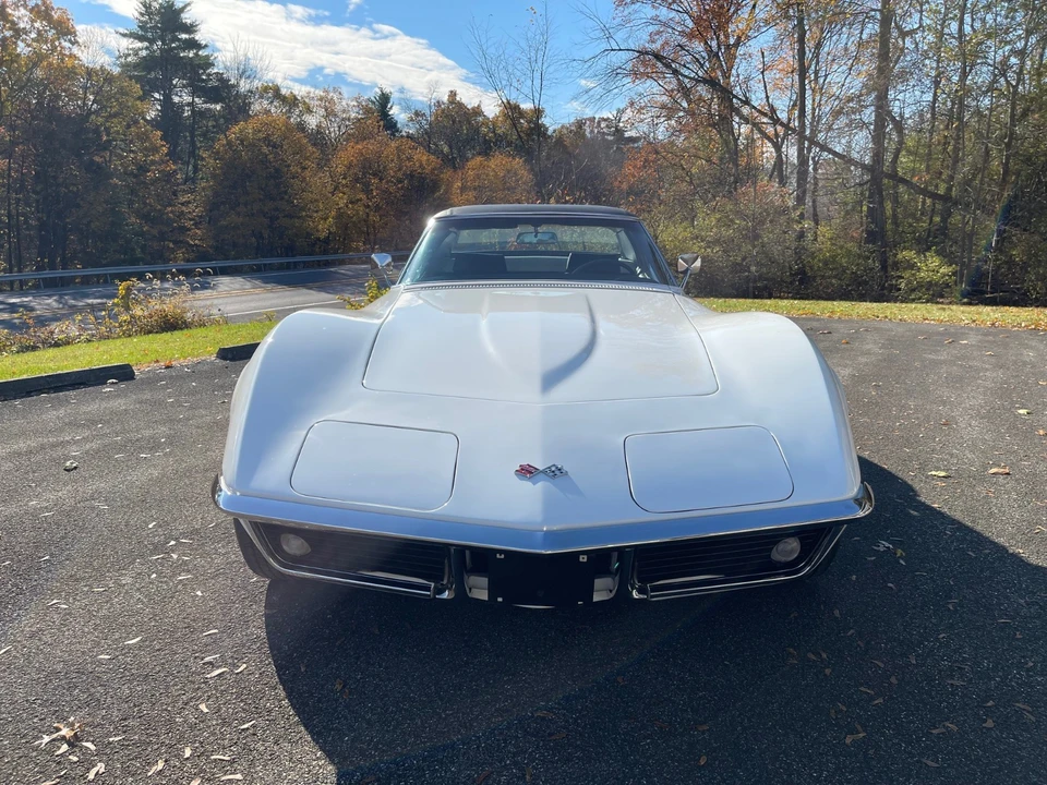 1969 Chevrolet Corvette C3 - Image 8 of 21
