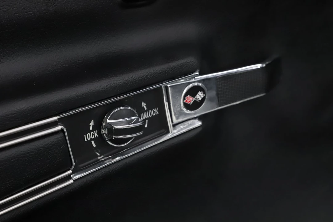 1969 Chevrolet Corvette C3 - Image 25 of 31