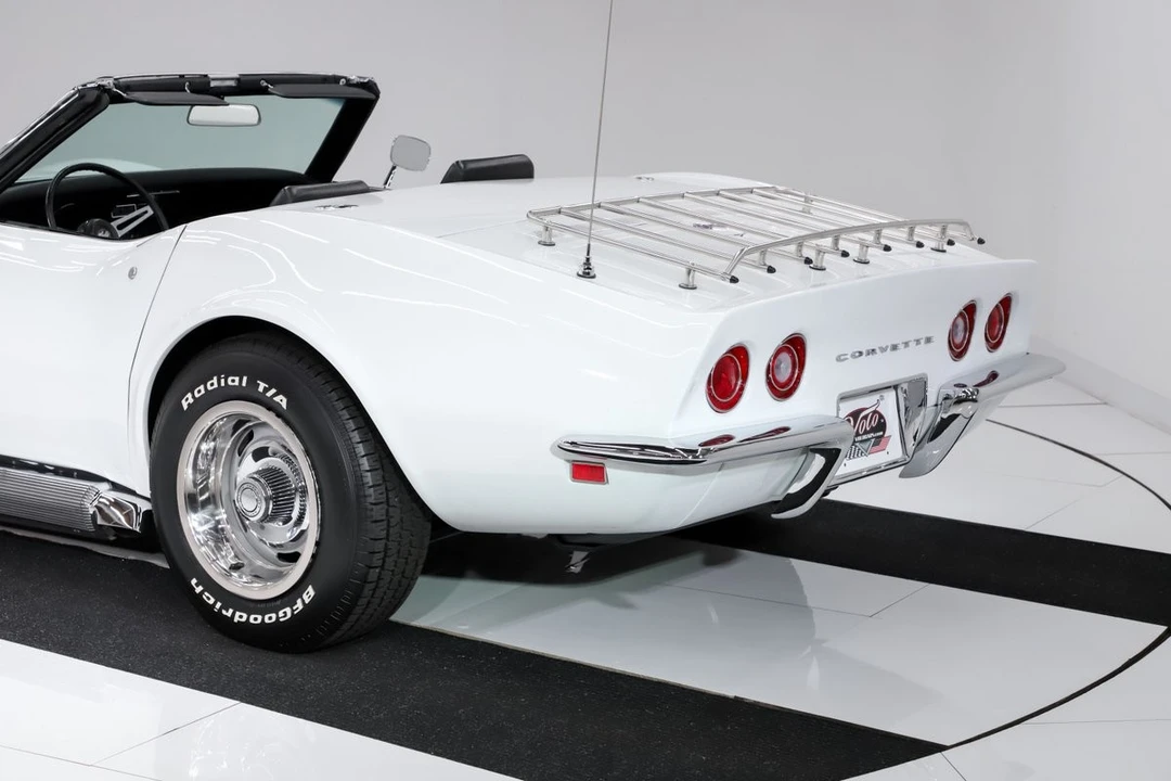 1969 Chevrolet Corvette C3 - Image 11 of 31