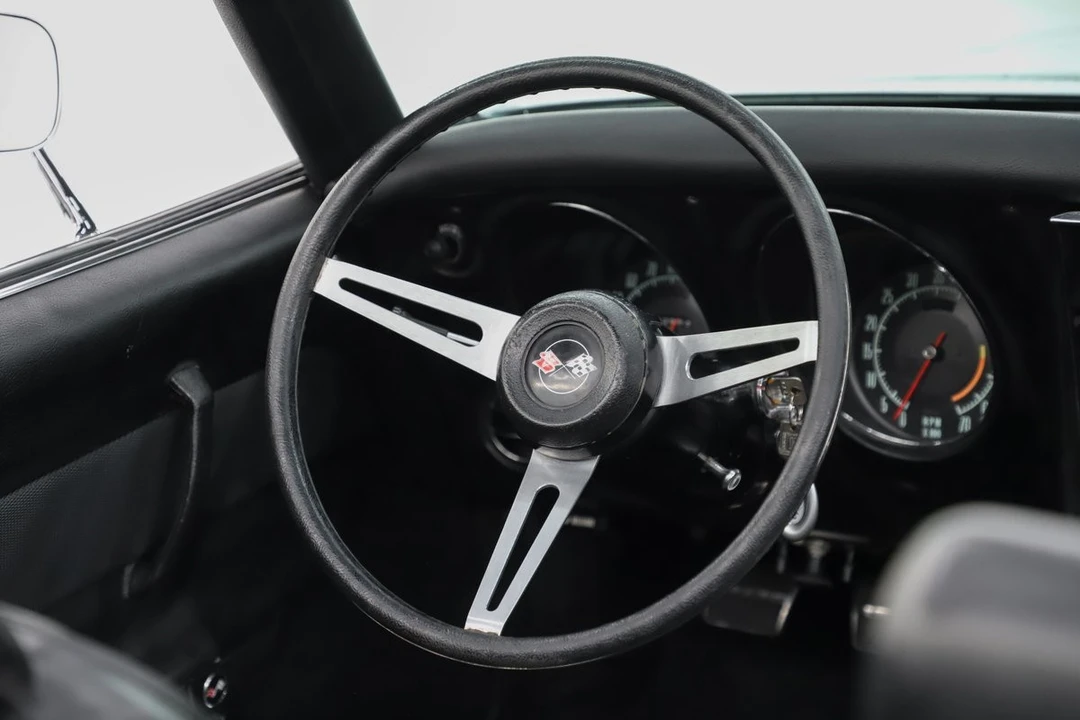 1969 Chevrolet Corvette C3 - Image 2 of 31
