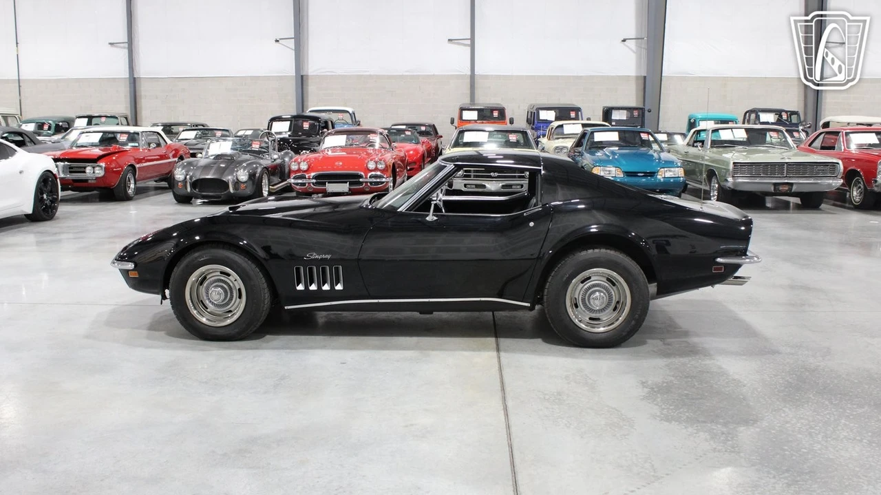 1969 Chevrolet Corvette C3 - Image 11 of 12