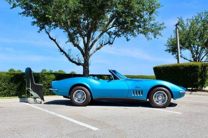 1969 Chevrolet Corvette - Image 2 of 31