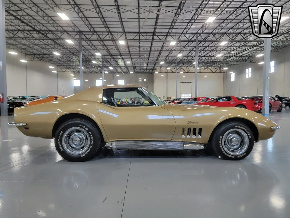 1969 Chevrolet Corvette C3 - Image 10 of 12