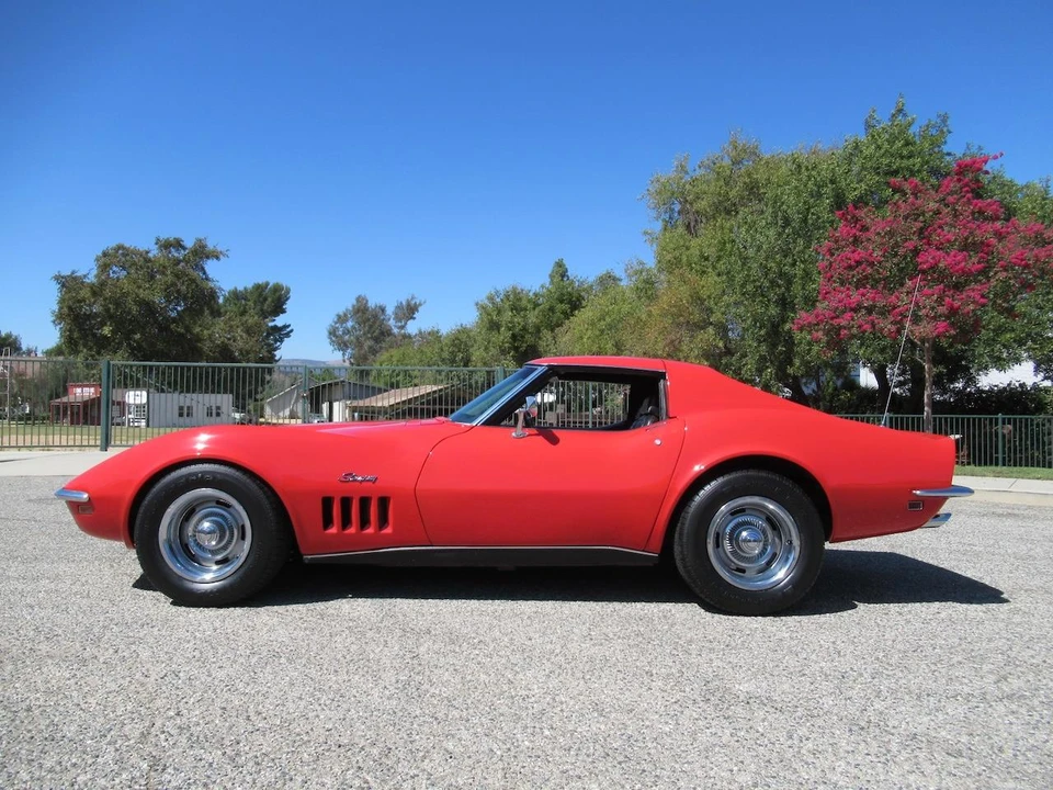 1969 Chevrolet Corvette C3 - Image 2 of 27