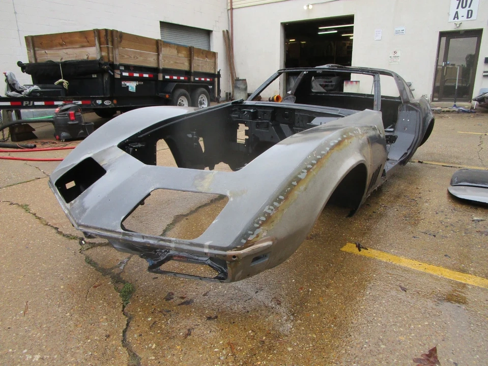 1969 Chevrolet Corvette C3 - Image 4 of 21