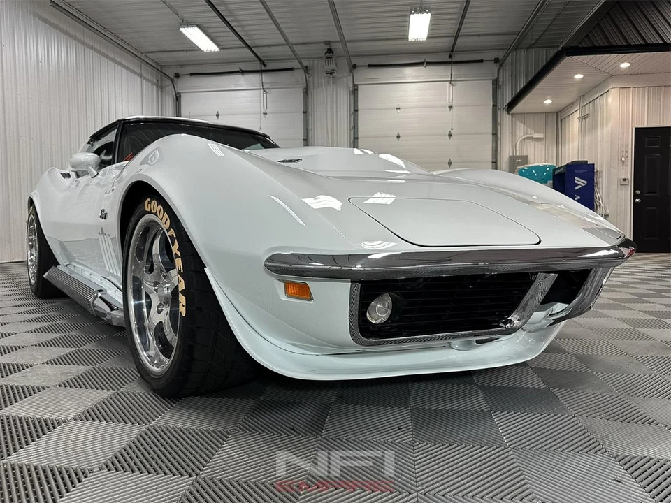 1969 Chevrolet Corvette C3 - Image 15 of 31